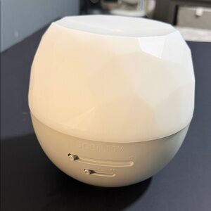 Scentsy Cream and Gray Faceted Warmer